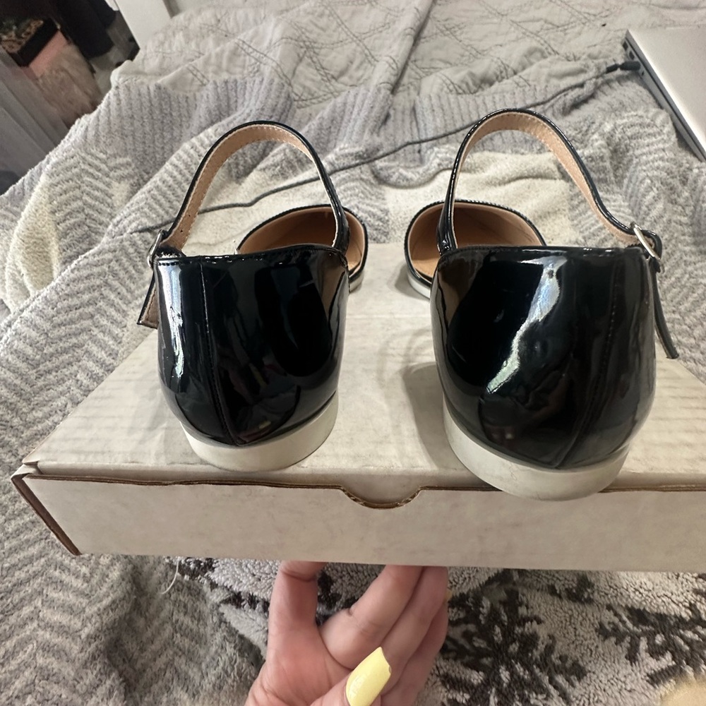 Liliana Black Patent Leather Flats - Picture 3 of 8